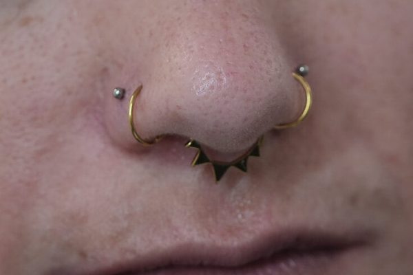 Double nostril en symétrie